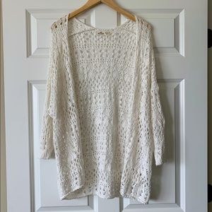 Hollister Loose Knit Cardigan in Cream/White Size XS/S